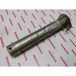 Axe de béquille C320A C320S CB50M TS50 HONDA 50526-031-000