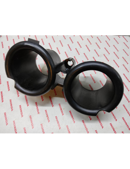 Element coté G montage de boite à air de CBR1000RR 2004-05 HONDA 17225-MEL-000