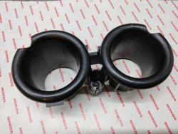 Element coté D montage de boite à air de CBR1000RR 2004-05 HONDA 17215-MEL-000