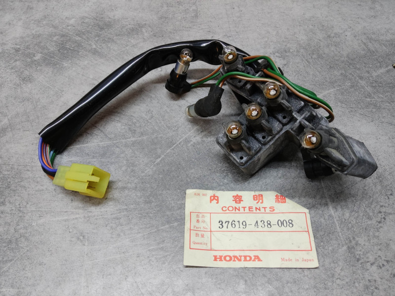 Faisceau de tableau de bord de CB900 Bol d'or CB1100Rb HONDA 37619-438-008