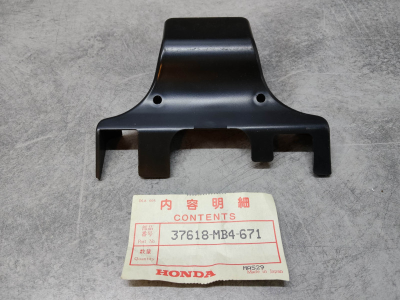 Fond de tableau de bord VF1100 CD-CE-CF-CG VF750SF HONDA 37618-MB4-671