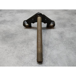 Té de fourche inférieur Ø tube 31mm pour CB125T/T2/TA/TB HONDA 53200-399-610ZA