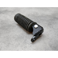 Repose pied avant gauche de CB750KZ KA KB HONDA 50640-425-611 idem 50640-425-610