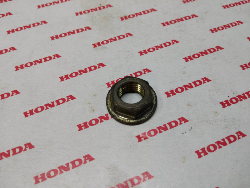 Ecrou à embase 10 mm HONDA 90232-122-010
