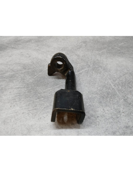 Support repose pied avant gauche NOS CB750 F/F1/K0-K8/P7 HONDA 50641-300-670B