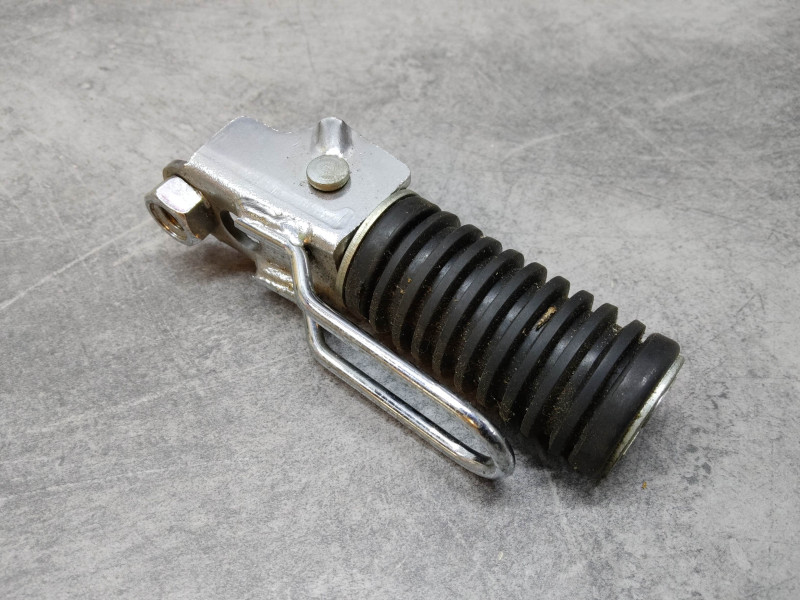 Repose pied AR gauche pour XLV750 HONDA 50705-MG7-000