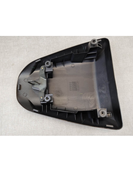 Capot de selle noir légères rayures VFR800 F 14/17 HONDA 77283-MJM-D00ZB NOS