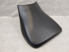 Selle HONDA CBR1000RR 2004-2005 NEUVE 77100-MEL-010 avec une trace sur le dessus
