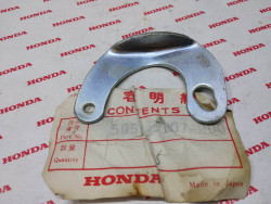 Demi lune de béquille CB125T CB125S CG125 CB125S3 HONDA 50523-107-000