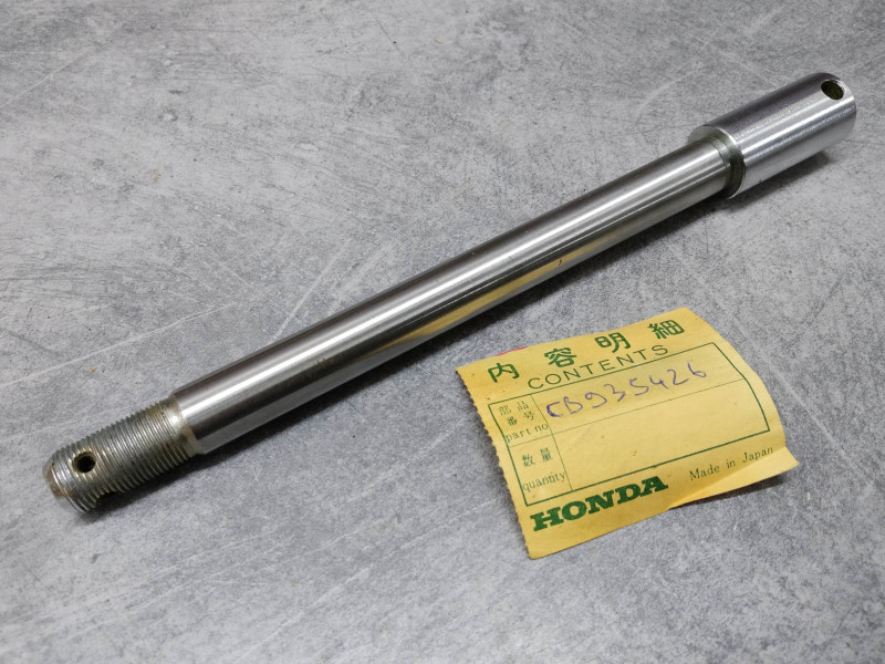 Axe de roue avant CR93 CB93 CB160 CL160 HONDA CB935426 idem 44301-216-000