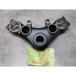 Té de fourche supérieur de CB125JX B6 CB200B HONDA 53251-453-000