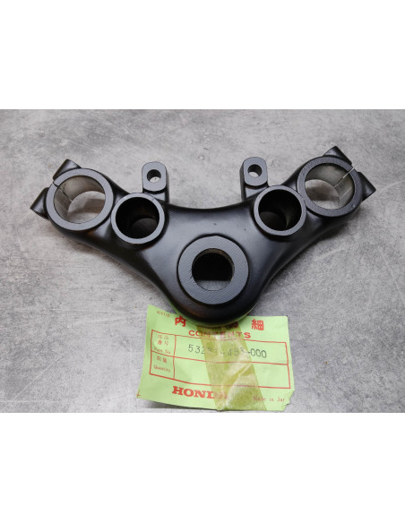 Té de fourche supérieur de CB125JX B6 CB200B HONDA 53251-453-000