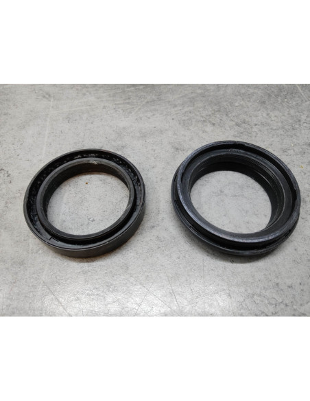 Kit joint spi + cache poussière de fourche CB600 CB75 HONDA 51490-MM5-305