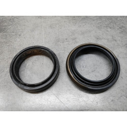 Kit joint spi + cache poussière fourche CR250R CR480R CR500 HONDA 51490-KA4-731
