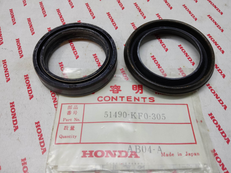 Kit joint spi + cache poussière de fourche NX650 XL600... HONDA 51490-KF0-305