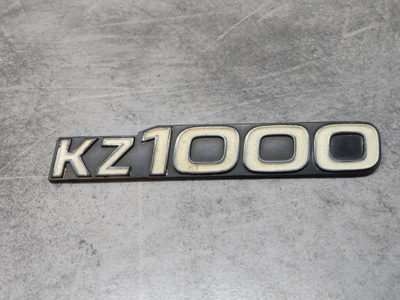 Logo cache lateral occasion KZ1000 KAWASAKI 56018-261 OCC