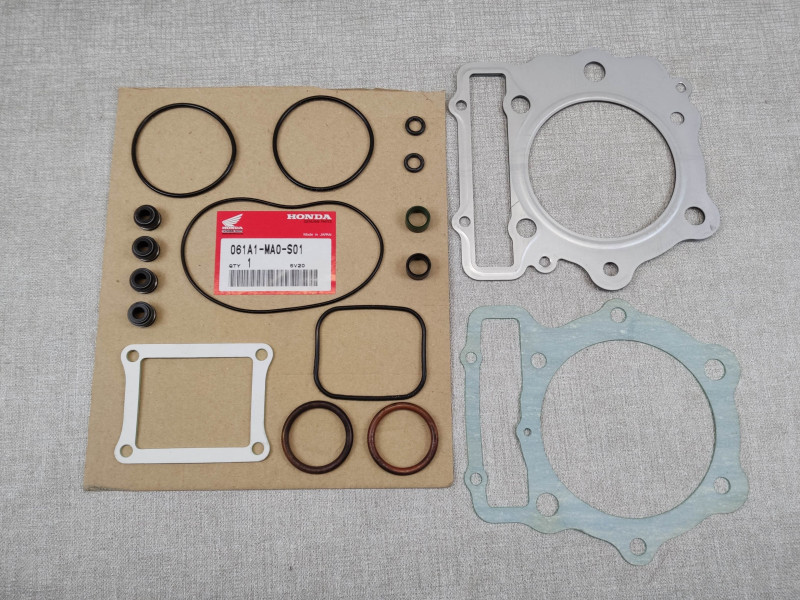 Pochette A joints haut moteur XR500 R 1981/82 HONDA 061A1-MA0-S01
