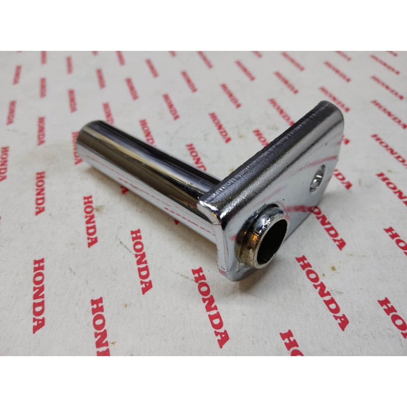 Support clignotant AR gauche de PX50S idem ref 33430197760 HONDA 33430-197-000