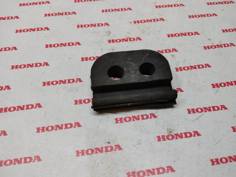 Caoutchouc montage clignotant AR occasion TBE CB125TD HONDA 33606-074-010OCC