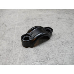 Bride de fixation des supports de clignotant Av (au guidon) HONDA 53103-428-000