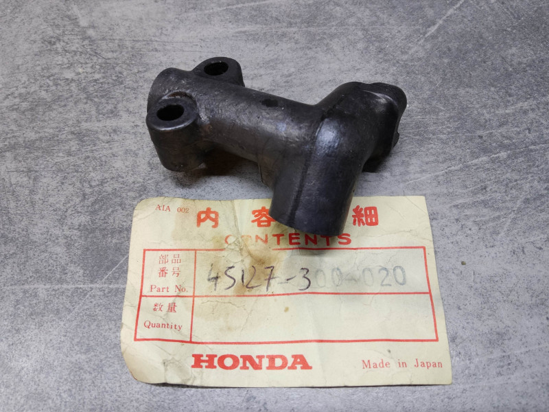 Répartiteur frein avant CB750KO à K6 CB450K3 à K7 CB500T/T1 HONDA 45127-300-020