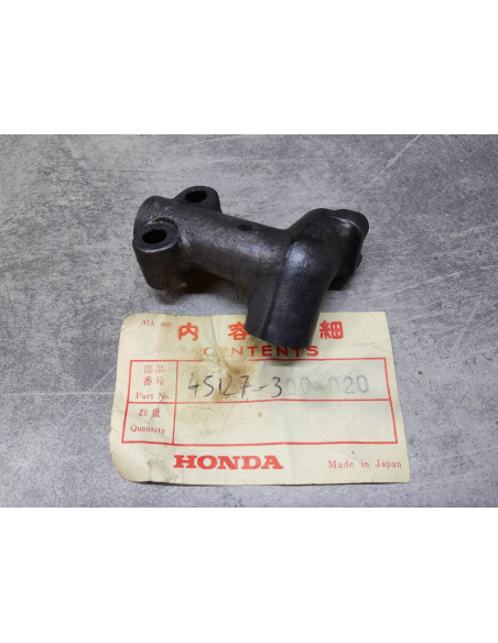Répartiteur frein avant CB750KO à K6 CB450K3 à K7 CB500T/T1 HONDA 45127-300-020