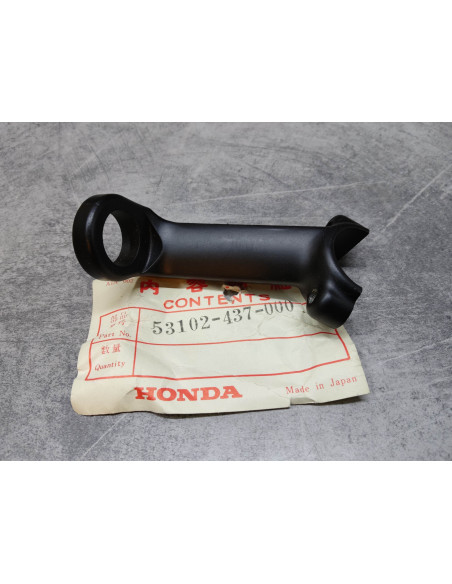 Support clignotant avant gauche de XL125S 79 HONDA 53102-437-000
