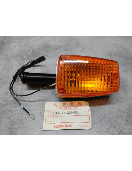Clignotant avant droit de CB900FZ BOL D'OR HONDA 33400-438-601