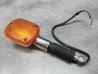 Clignotant AR droit occasion avec vis et tige VF1100C HONDA 33600-MB1-405OCC