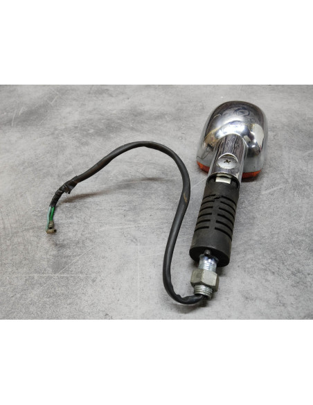 Clignotant AR droit occasion avec vis et tige VF1100C HONDA 33600-MB1-405OCC