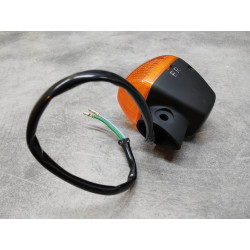 Clignotant arrière droit VF400F 83 HONDA 33600-KE7-600
