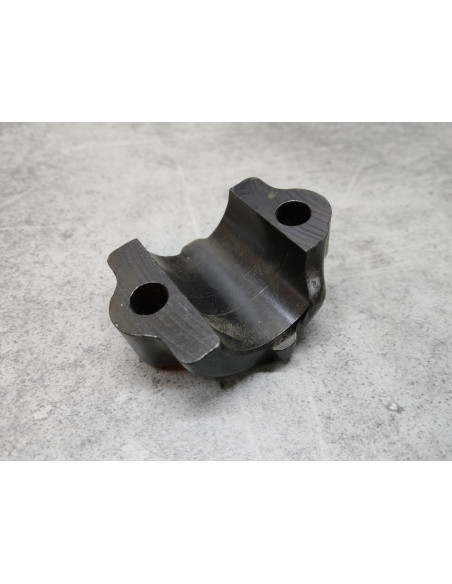 Bride maitre cylindre CB350 à CB750 Four CB500T CB250-360G HONDA 45517-300-003