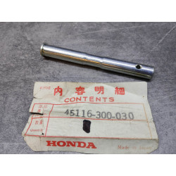 Axe du support d'étrier de frein AV HONDA CB750 K0 K1 K2 45517-300-003