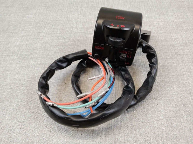 Commodo droit occasion Honda CB550 CB750 - Réf. 35200-374-672