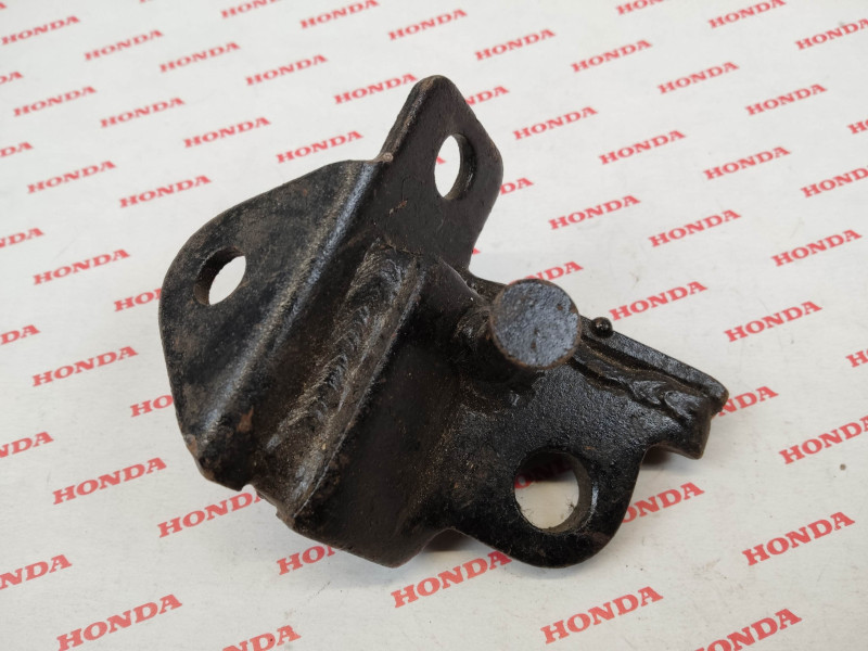Support béquille latérale NOS 125K3 HONDA 50611-303-000B NOS