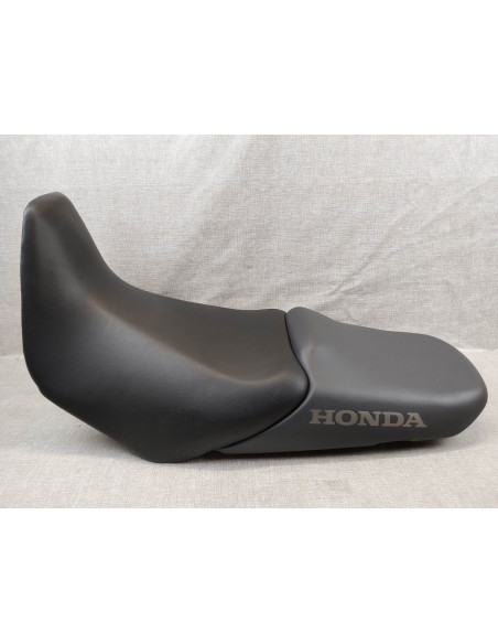 Selle biplace bicolore XL1000 VARADERO 2003/2005 neuve HONDA77200-MBT-D20