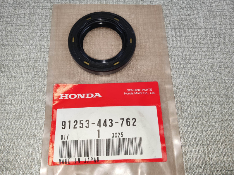 Joint SPI 30x47x8 mm CBR600F CBR900RR ST1100... HONDA 91253-443-762