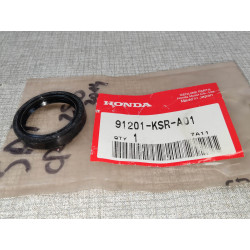 Joint SPI 28x37x7 CR125R CRF250 R/X/X4 HONDA 91201-KSR-A01