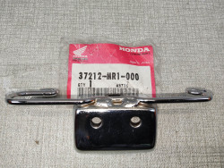 Patte de fixation du support compteurs VT600C SHADOW 1988-98 HONDA 37212-MR1-000