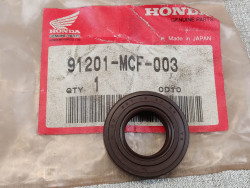 Joint spi 16X30X6 HONDA 91201-MCF-003