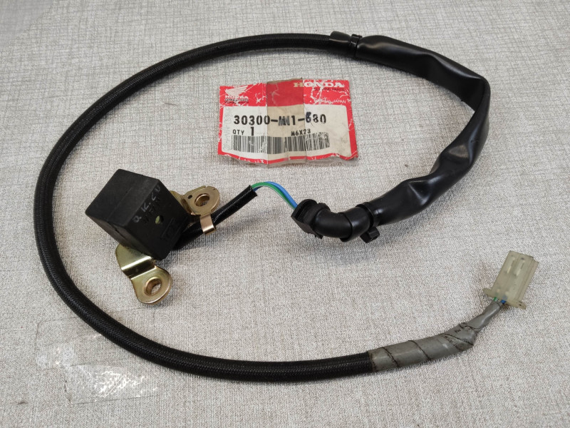 capteur d'allumage de XR600 1991/98 neuf origine HONDA 30300-MN1-680
