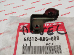 Support de fixation de flanc de carénage coté droit VFR800 HONDA 64512-MBG-000
