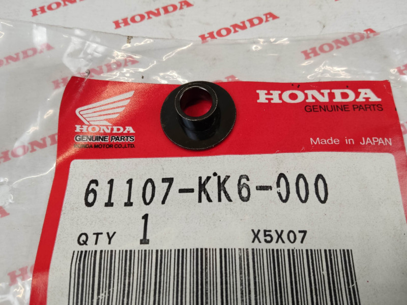 Bague épaulée 6 mm HONDA 61107-KK6-000