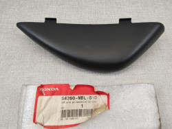 Cache protection gauche NT650V 98-05 HONDA 64260-MBL-610