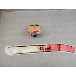 Sticker droit R*TYPE-C* HONDA bol d'or 87121-438-730ZC