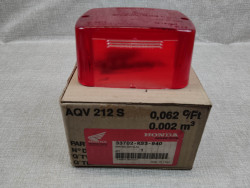 Cabochon de feu arrière de MTX125RG/RH/R2H HONDA 33702-KS3-940