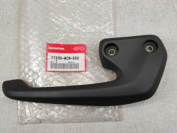 poignée droite passager VFR800 2002/2004 neuve origine HONDA 77300-MCW-D00