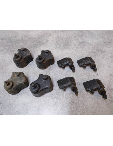 Kit de 8 silent bloc de roue arrière HONDA CB 750 Four NOS 41024-300-000