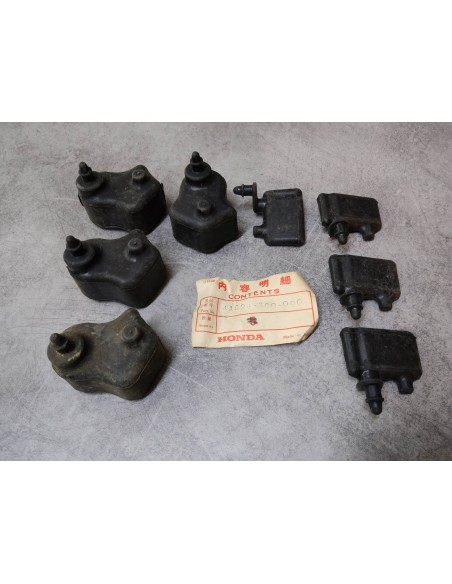 Kit de 8 silent bloc de roue arrière HONDA CB 750 Four NOS 41024-300-000
