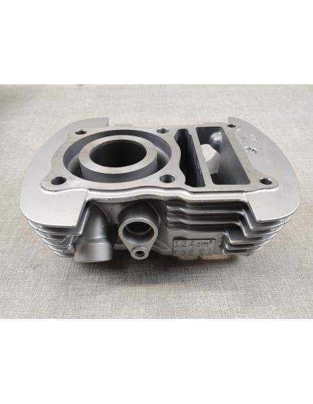 Cylindre arrière neuf XL125V VARADERO 2007/2011 HONDA 12120-KPC-D50